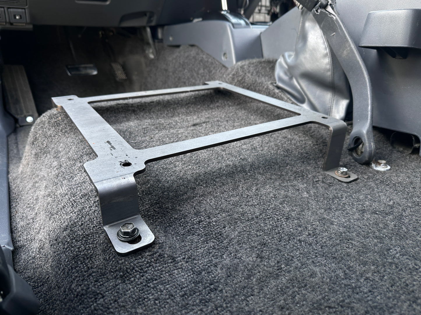 Rugged Overland Exclusive: Caballo Classic Front Bucket Seats for 80 Series (1991–1997)